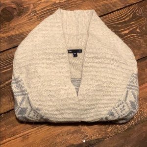 Gap small cozy sweater